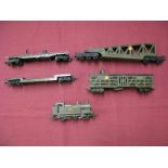 Five Piece of Original 'OO' Scale Tri-ang Battlespace Model Railway, including 0-6-0 tank and rocket