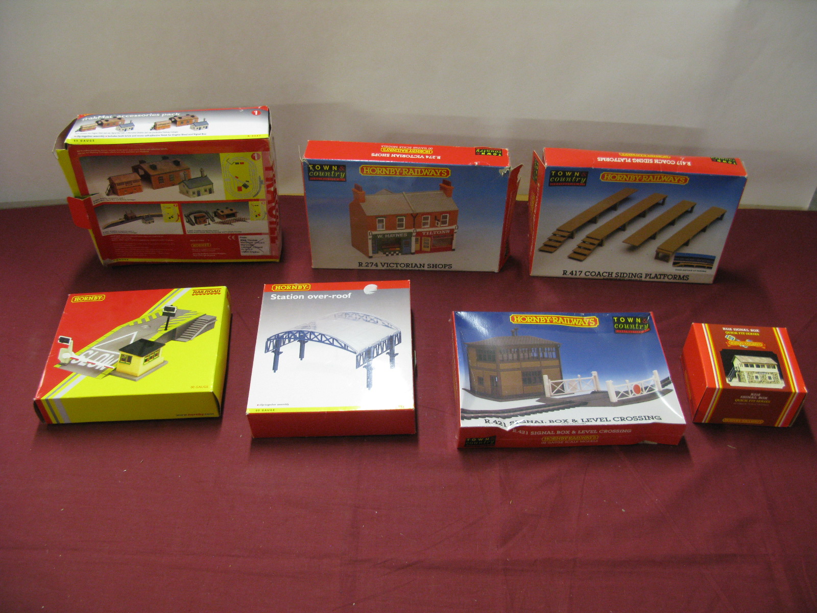 Seven Hornby "OO" Gauge Plastic Model Lineside Buildings and Accessories, both kits and clip