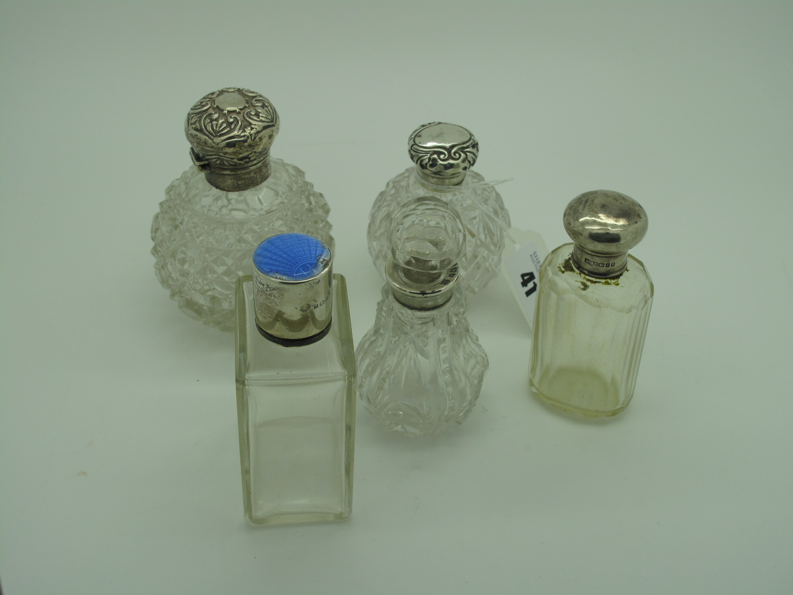 A Hallmarked Silver Topped Globular Cut Glass Scent Bottle, WD, Birmingham 1905, with internal