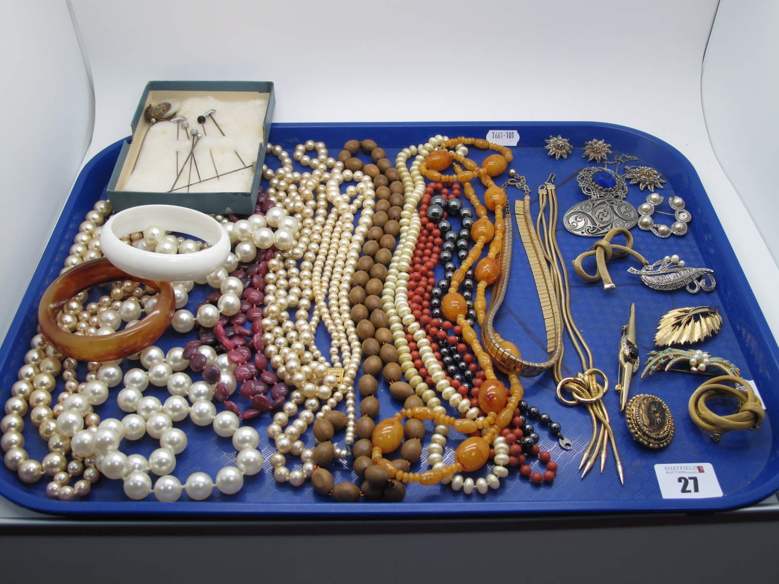 A Mixed Lot of Assorted Costume Jewellery, bead necklaces, imitation pearl beads, a gilt coloured