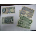 Six Bank of England Banknotes, comprising of five pounds (O'Brien) C25 462228, five pounds (