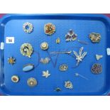 An Arts & Crafts "Astra" Ceramic Panel Brooch, oval collet set, a 9ct gold bar brooch (1.5grams),