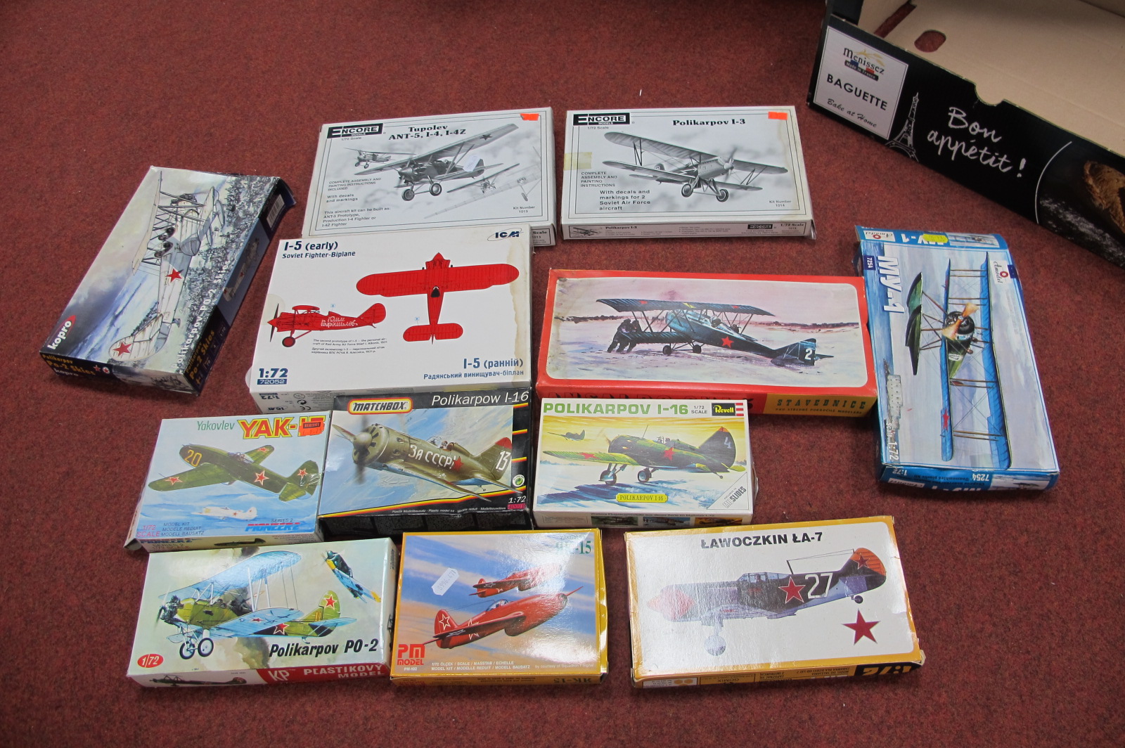 Twelve 1:72nd Scale Plastic Model Military Aircraft, by Revell, Matchbox, ICM, Encore and other, all - Image 2 of 2