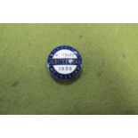 Sheffield Wednesday 1935 Wembley Jubilee Year Enamelled Button Hole Badge, 2.5cm diameter.