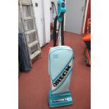 Oreck Classic XL Upright Hoover - Untested sold for parts only.