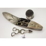 A c.Early XX Century Scissors Case, containing assorted associated scissors (rust), etc; together