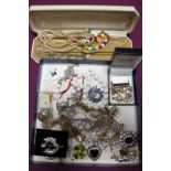 Assorted Costume Jewellery, including brooches, chains, imitation pearls, dress rings, Modernist