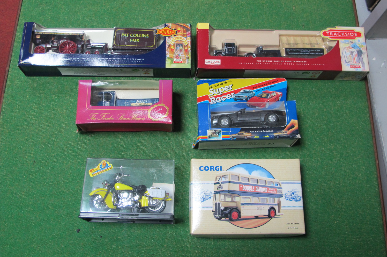 A Small Quantity of Modern Diecast, boxed.
