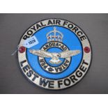 R.A.F 'Lest we Forget' Metal Wall Plaque, 24cm diameter.