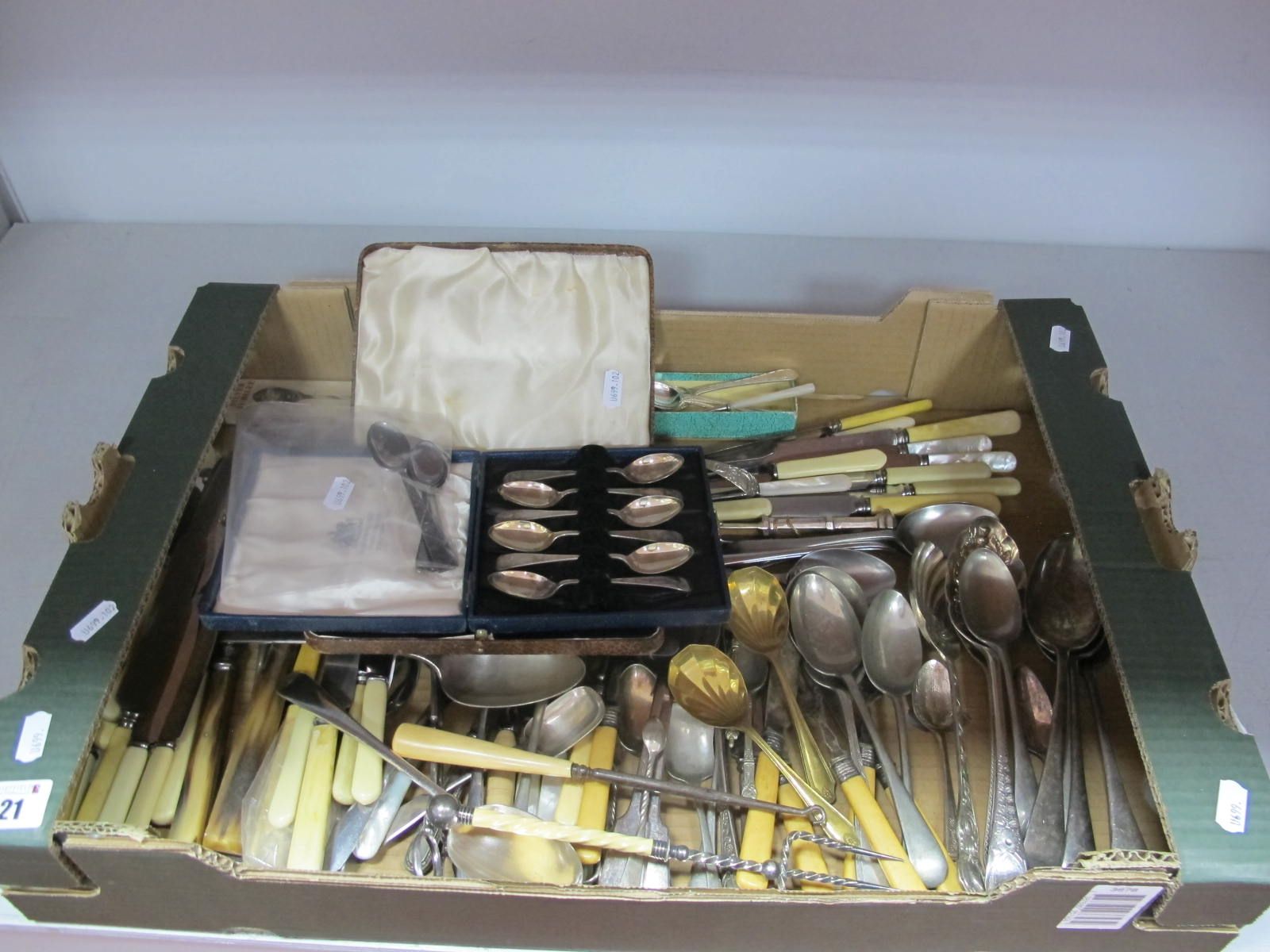 A Mixed Lot of Assorted Plated Cutlery, including a cased set of hallmarked silver teaspoons,