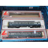 A Lima 'OO' Gauge/4mm Class 117 Two Car DMU, motor brake 2nd R/N W51350 and dummy R/No W51332,