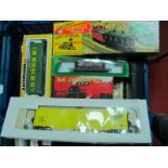 Nine Items 'HO' Gauge U.S.A Outline Boxed Rolling Stock, box cars etc, (good)