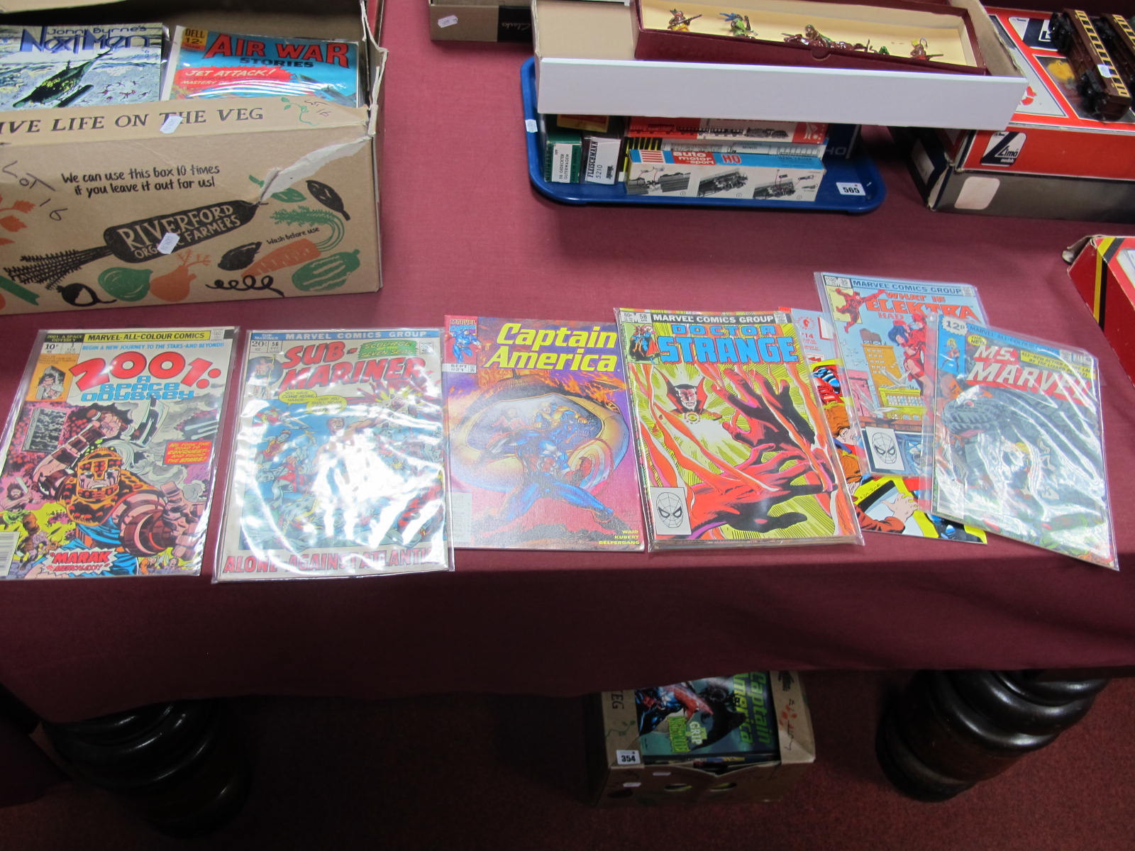 Over 100 DC Comics Excellent Condition - Image 2 of 5