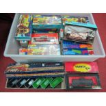 Twenty 'HO' Gauge "Ready to Run" Boxed Items of U.S.A Outline Rolling Stock, by Athearn,