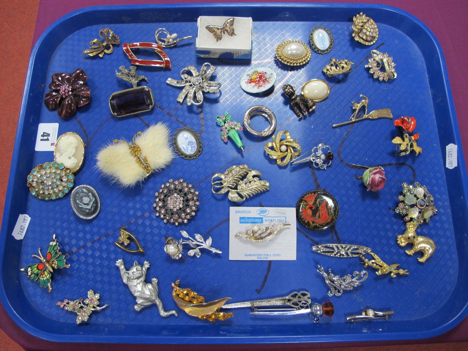 Assorted Costume Brooches, including cameo style, Celtic style etc :- One Tray