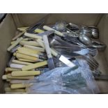 Six Tea Knives, having silver ferrules, lots of other flatware.