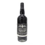 Port - Crusted Port Bottled 1987, A limited issue to commemorate the 50th anniversary of VE and VJ