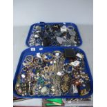 A Mixed Lot of Assorted Modern Costume Jewellery, including diamante style, large bead necklaces,