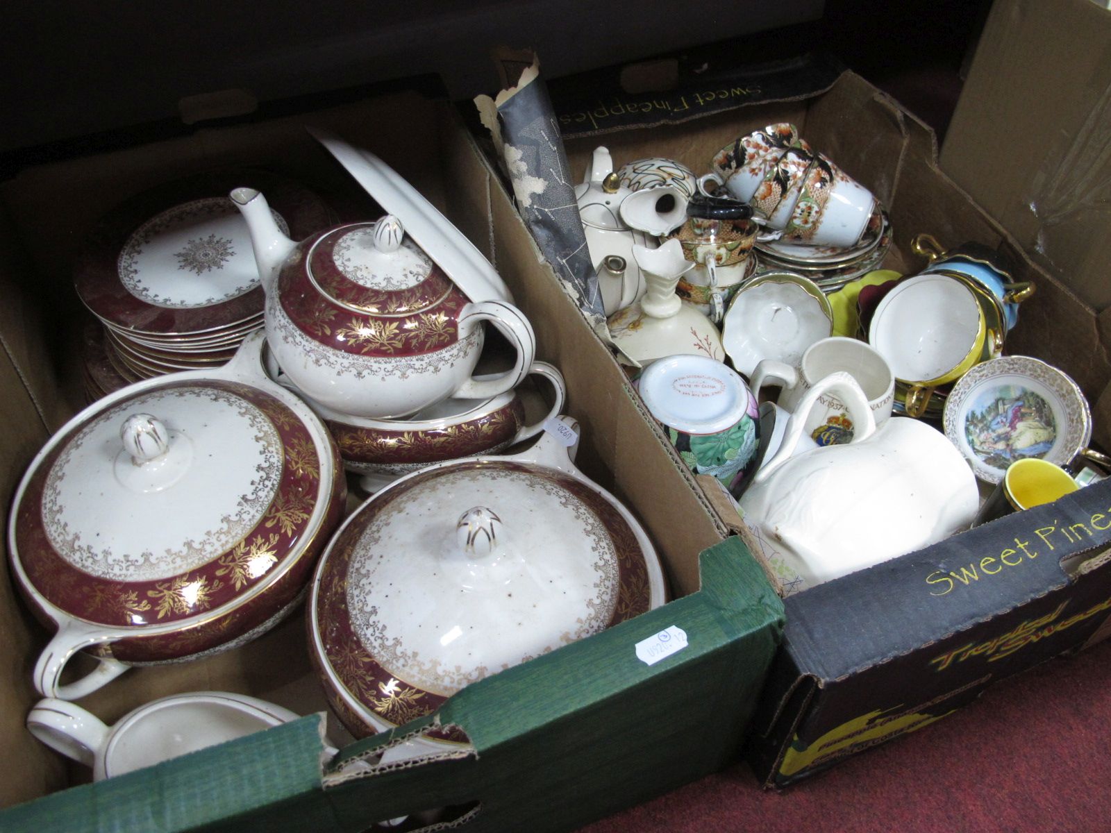 Meakin 'Sol' Dinner ware, other ceramics:- Three Boxes.