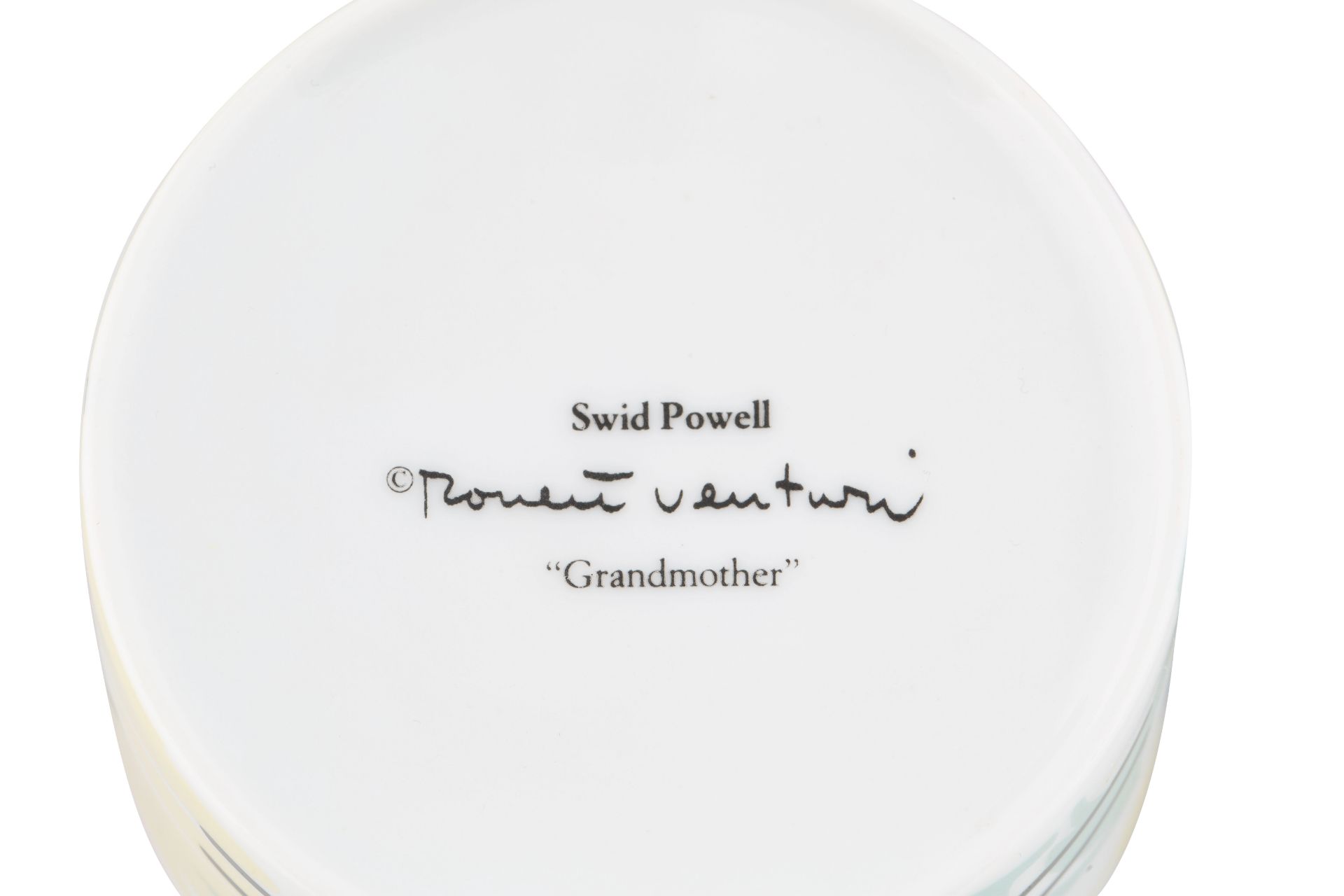 1980S ROBERT VENTURI 31-PIECE 'GRANDMOTHER' PORCELAIN SERVICE - Image 12 of 19