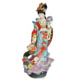 LARGE CHINESE PORCELAIN FIGURINE OF POSSIBLY THE GODDESS MAZU