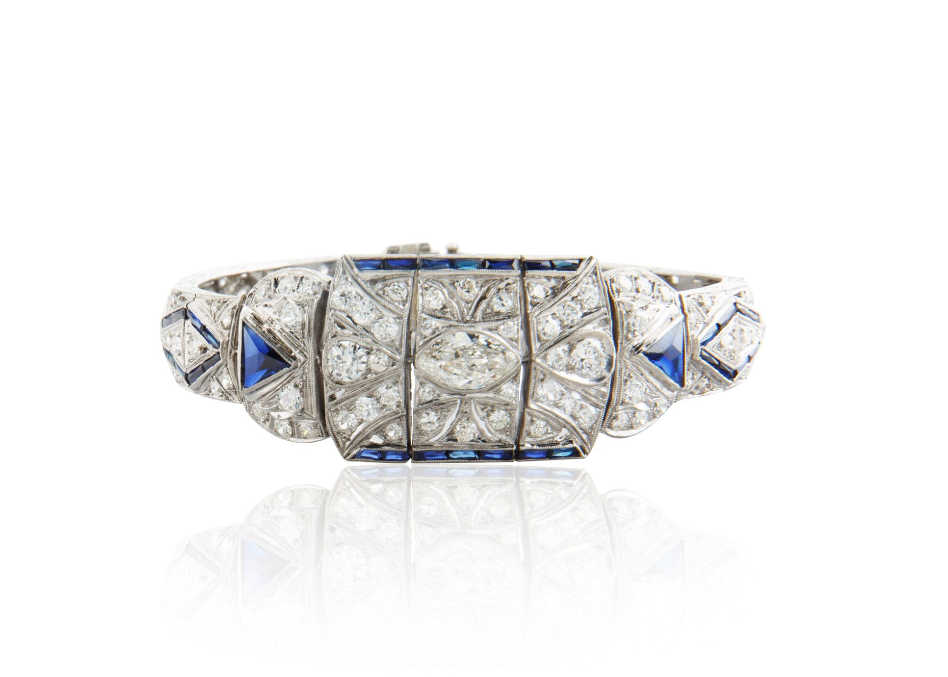 ART DECO DIAMOND AND SAPPHIRE BRACELET