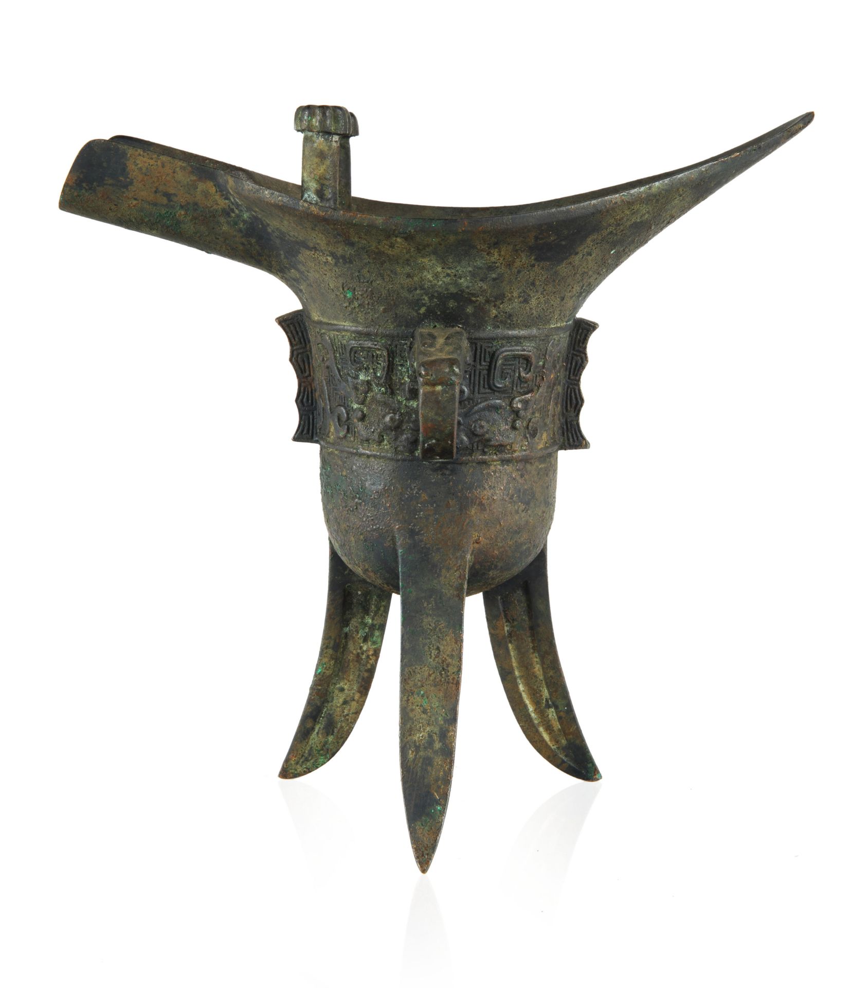 A CHINESE ARCHAIC-STYLE JUE RITUAL WINE VESSEL - Image 3 of 4