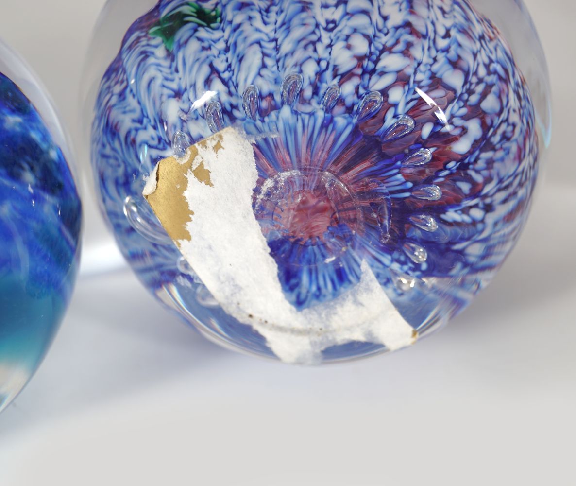 SET OF THREE CUT GLASS PAPERWEIGHTS - Image 5 of 5