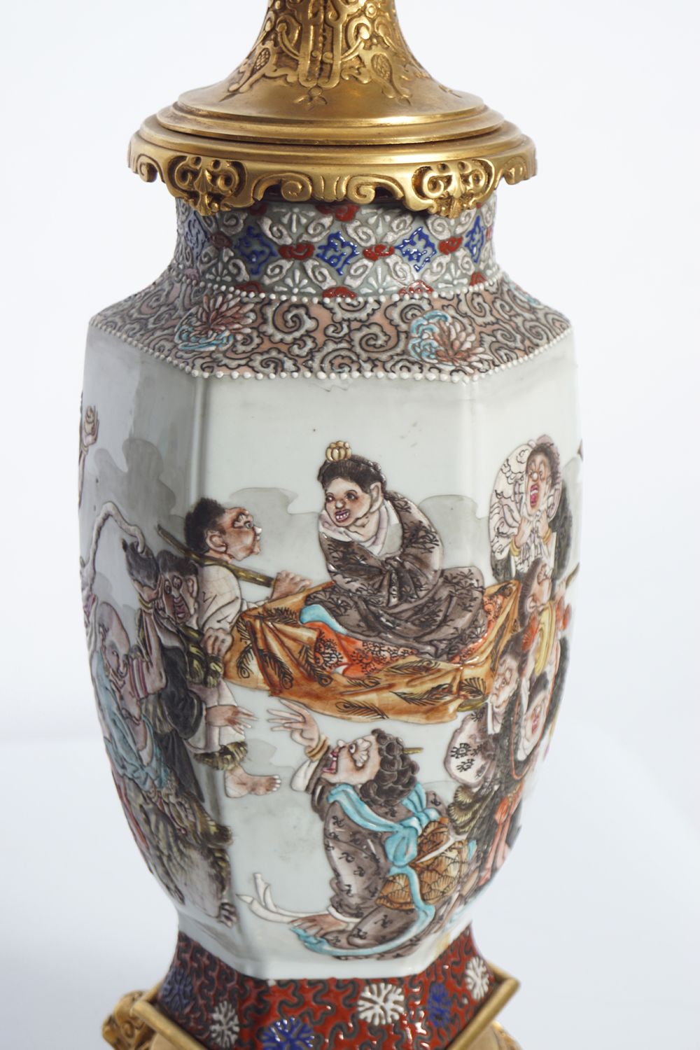 PAIR LARGE 19TH-CENTURY VASE STEMMED LAMPS - Image 4 of 4