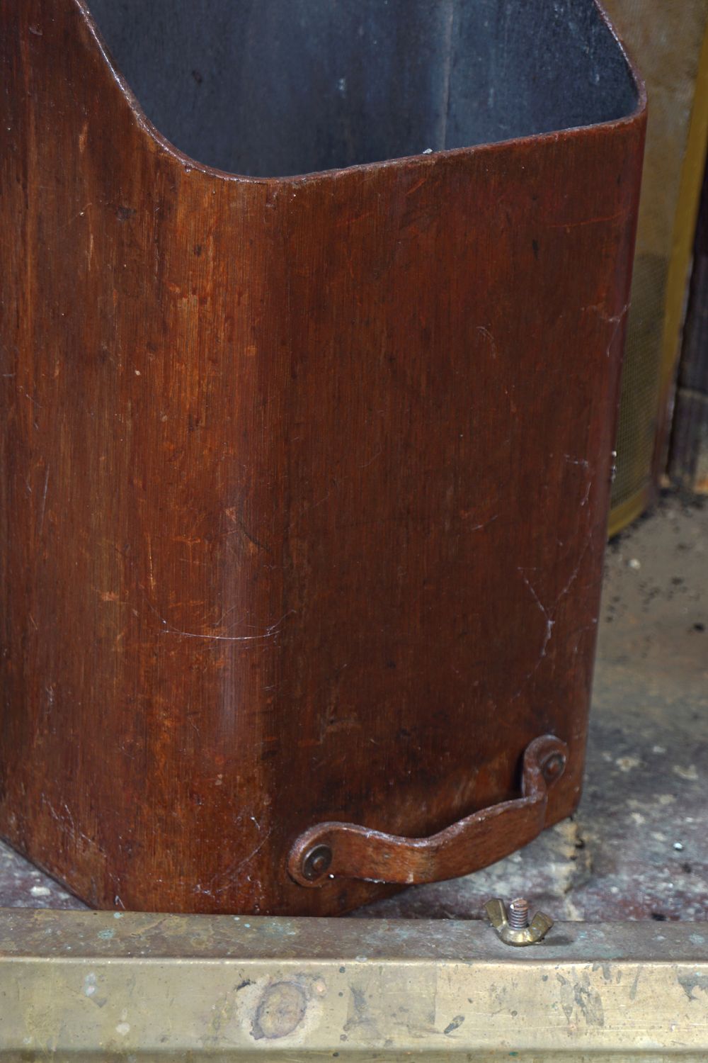 BENTWOOD COAL SCUTTLE - Image 2 of 2