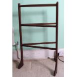 EDWARDIAN MAHOGANY FOLDING TOWEL RAIL