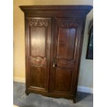 18TH-CENTURY OAK ARMOIRE