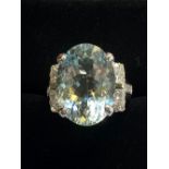 ART DECO 18CT WHITE GOLD AQUAMARINE AND DIAMOND RING