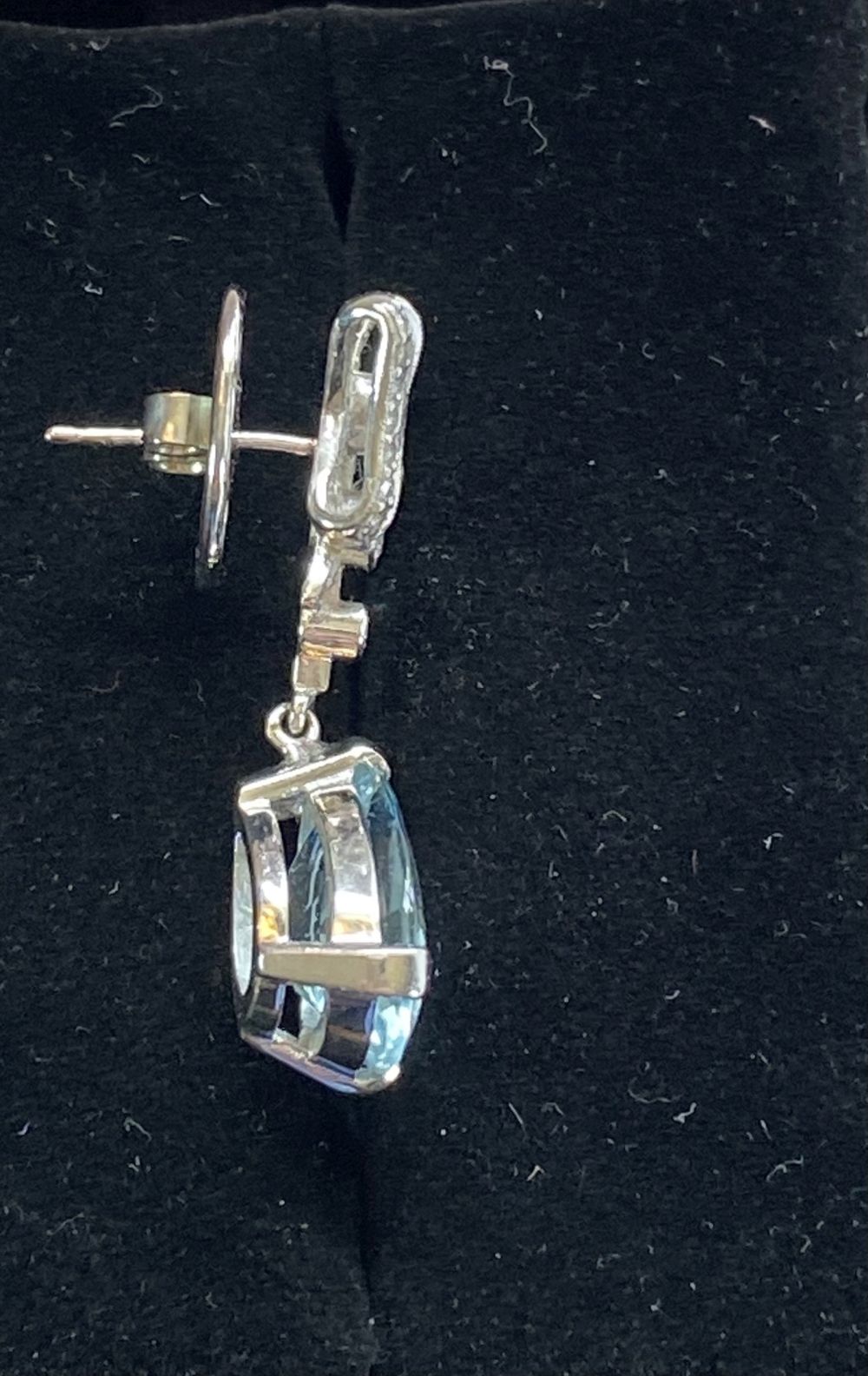 AQUAMARINE AND DIAMOND BOW EARRINGS - Image 5 of 6