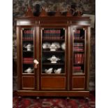 NAPOLEON III MAHOGANY BOOKCASE