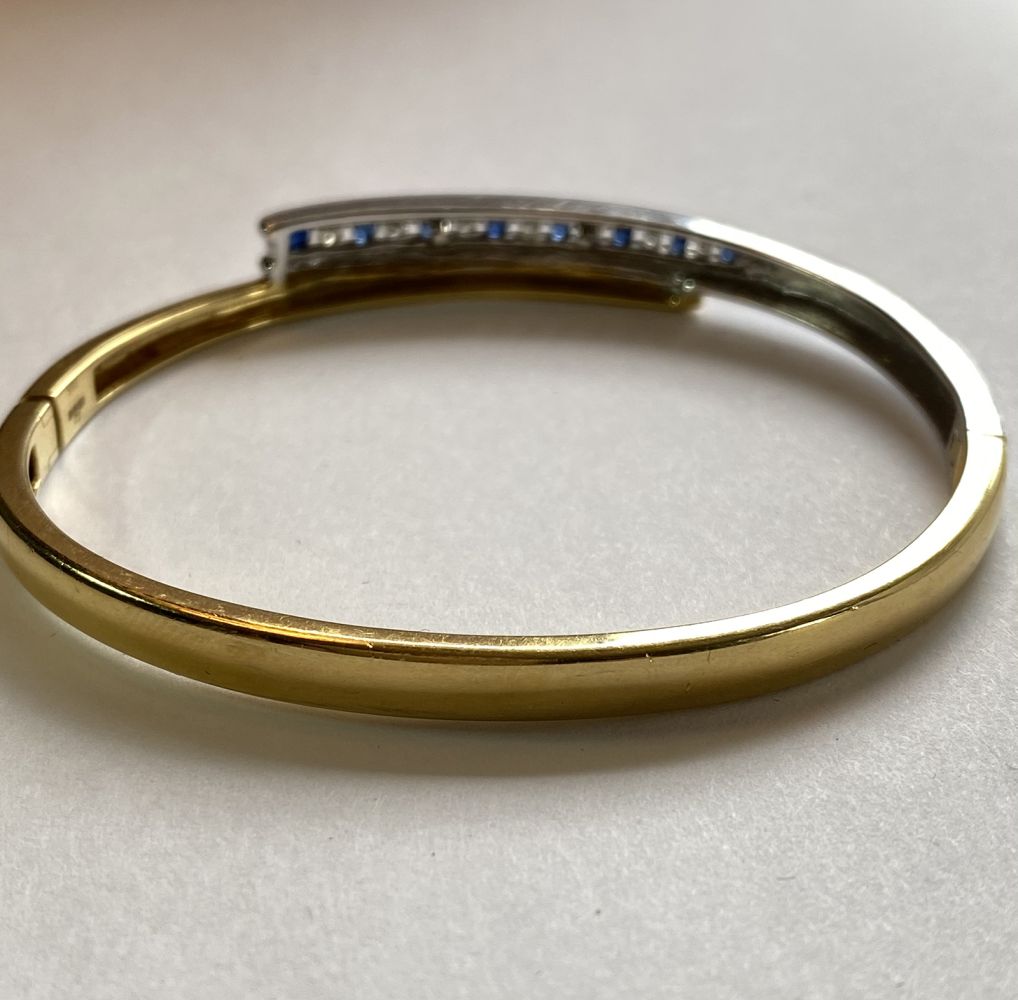 SAPPHIRE AND DIAMOND BANGLE - Image 8 of 11