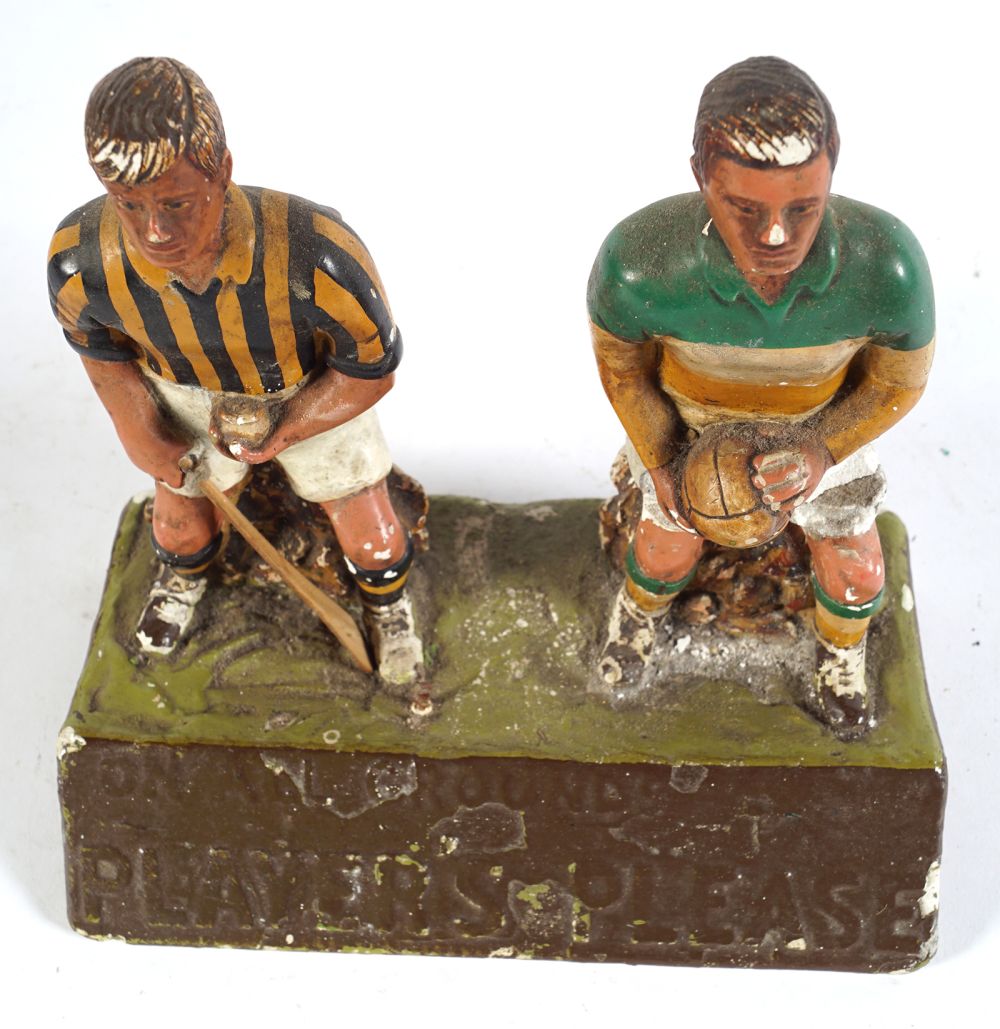 PLAYER'S PLEASE CERAMIC ADVERTISING FIGURE GROUP - Image 3 of 3