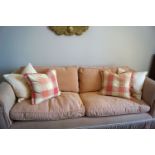 LOT OF 4 CUSHIONS