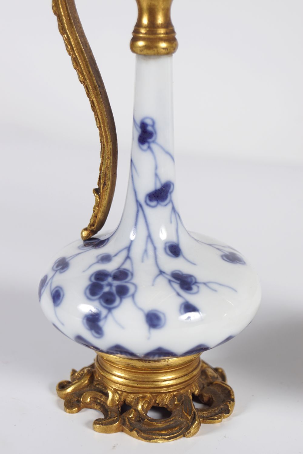 PAIR OF 19TH-CENT BLUE AND WHITE WATER SPRINKLERS - Image 4 of 5