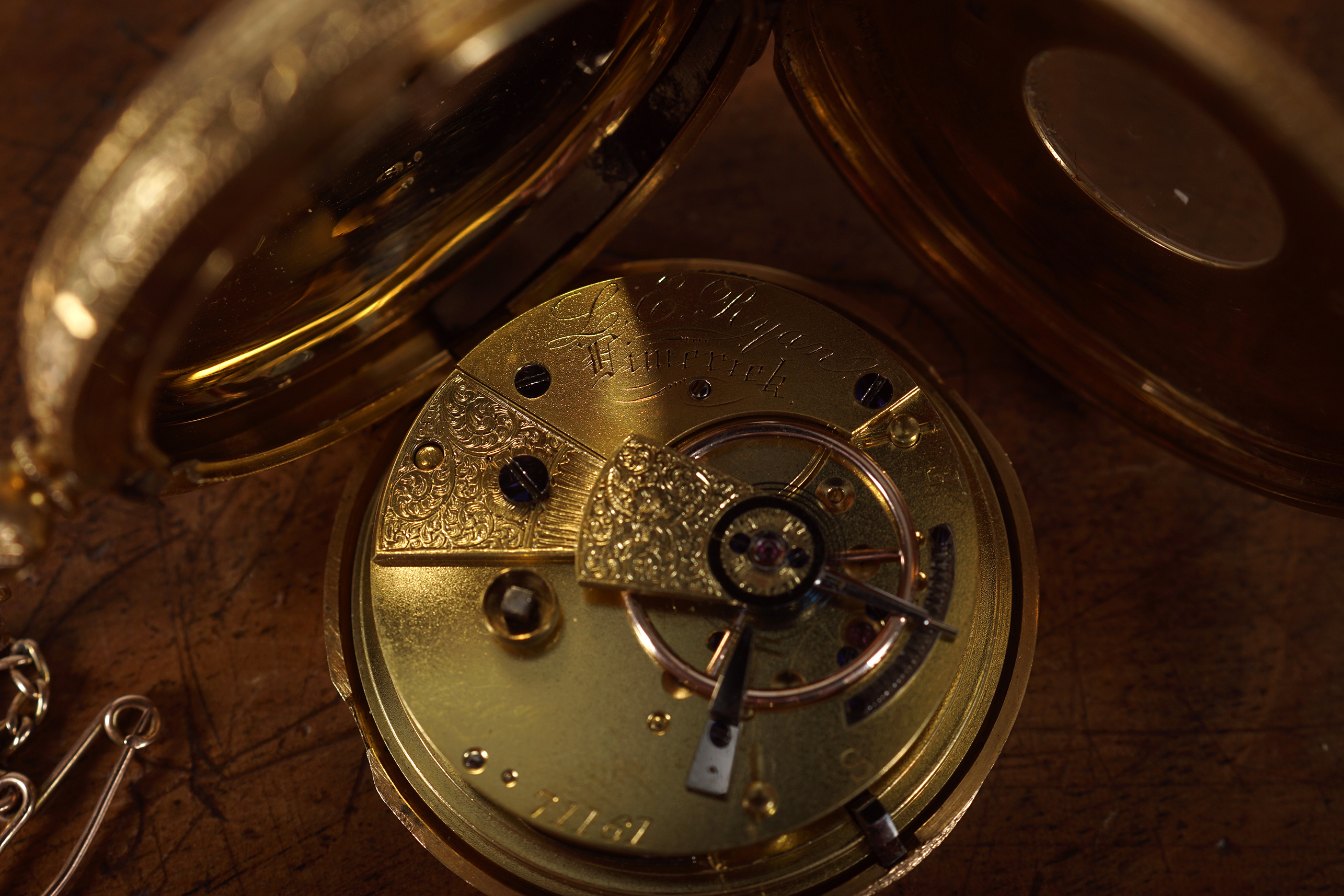 19TH-CENTURY LIMERICK GOLD FOB WATCH - Image 7 of 12
