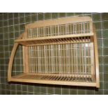 WALL MOUNTED PINE PLATE RACK