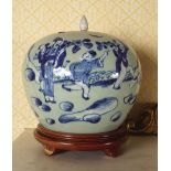 LARGE PAIR CHINESE BLUE AND WHITE GINGER JARS