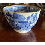 19TH-CENTURY CHINESE BLUE AND WHITE BOWL