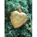 9CT YELLOW GOLD EMBOSSED HEART-SHAPED LOCKET