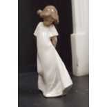 LLADRO FIGURE