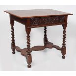 18TH-CENTURY OAK SIDE TABLE