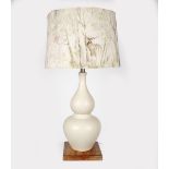 CERAMIC TABLE LAMP