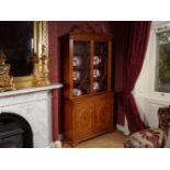 IMPORTANT PAIR OF EDWARDIAN SATINWOOD BOOKCASES