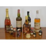 LOT OF VINTAGE WHISKEY AND CHAMPAGNE