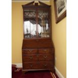 18TH-CENTURY DUBLIN BUREAU BOOKCASE